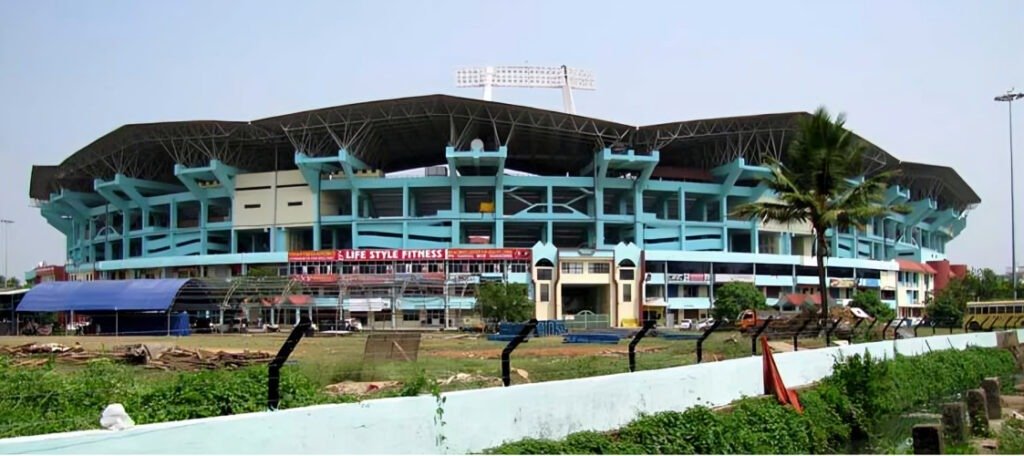 Top 10 Ultimate Biggest Cricket Stadiums in the World 4 Top 10 Ultimate Biggest Cricket Stadiums in the World