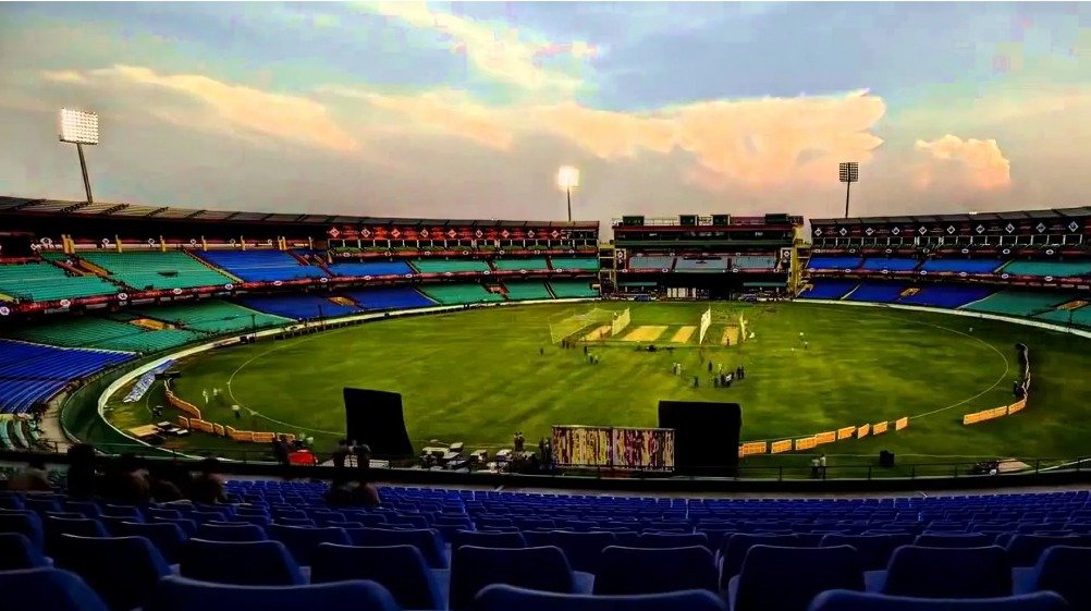 Top 10 Ultimate Biggest Cricket Stadiums in the World 6 Top 10 Ultimate Biggest Cricket Stadiums in the World