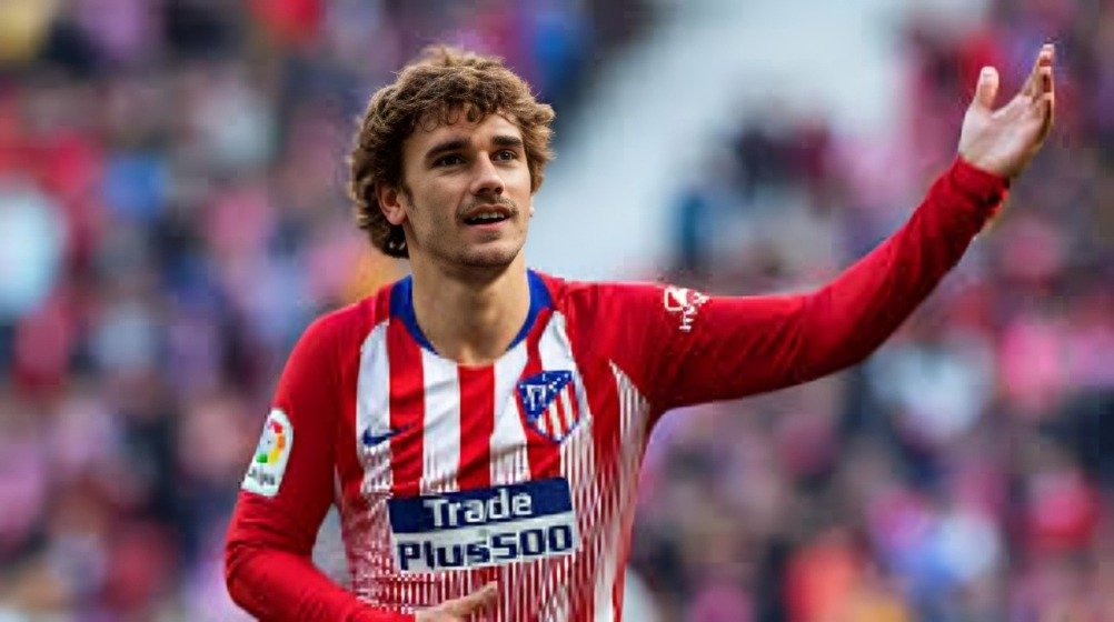 Top 10 Shocking Most Expensive World Football Transfers of All Time 4 Top 10 Shocking Most Expensive World Football Transfers of All Time