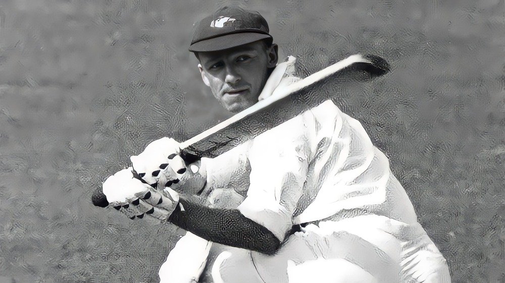 Golden Treasures: Top 10 Most Expensive Cricket Bats in History 12 Golden Treasures: Top 10 Most Expensive Cricket Bats in History