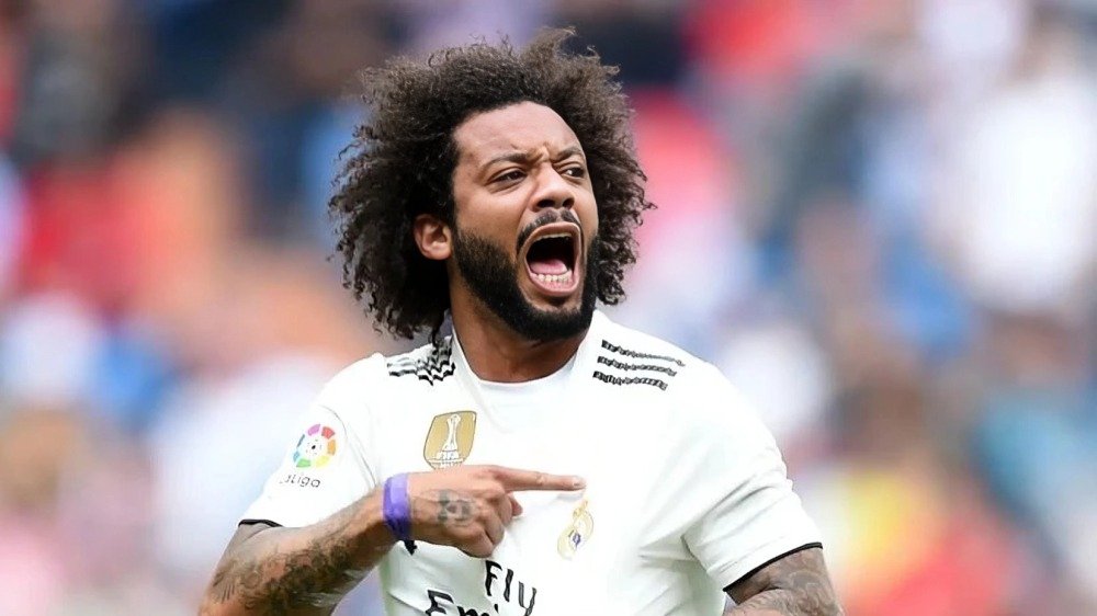 Top 10 Most Followed Footballers on Instagram (2025) – Ultimate Ranking