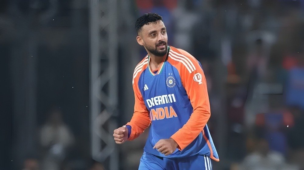 Top 10 Legendary Bowlers with Best Economy Rates For Men's T20 Asia Cup, 2025