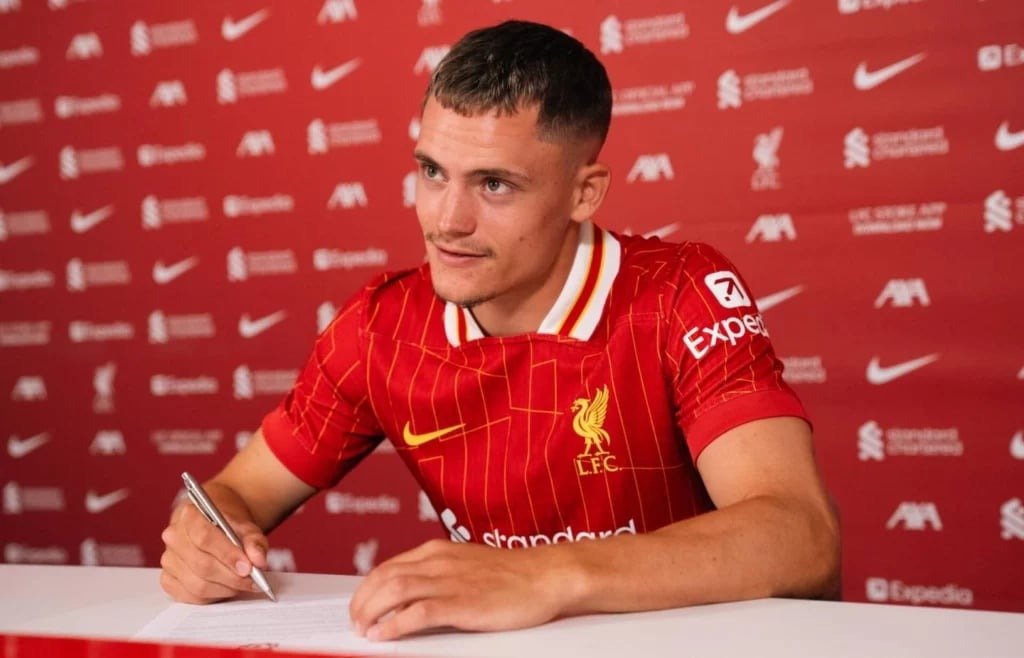 Top 10 Most Expensive Football Transfers of All Time 9 Most Expensive Football Transfers of All Time