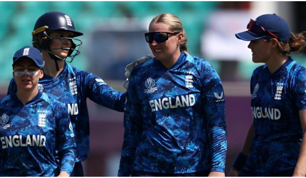 England Hopeful of Ecclestone's Recovery Before Women’s World Cup Semi-Final 3 England Hopeful of Ecclestone's Recovery Before Women’s World Cup Semi-Final