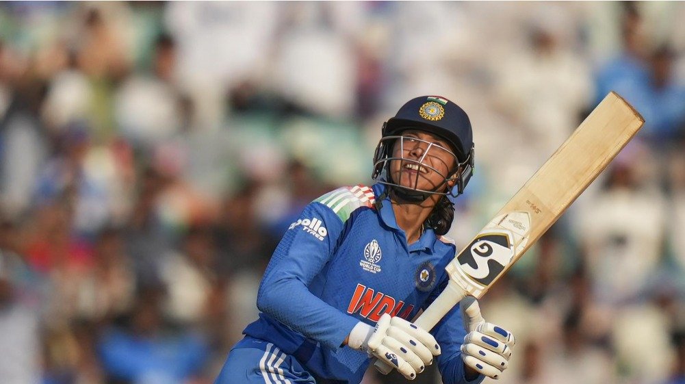 Women's Cricket World Cup: Smriti Mandhana's brilliant century leads India to a crucial DLS win over New Zealand. 3 Women's Cricket World Cup: Smriti Mandhana’s brilliant century leads India to a crucial DLS win over New Zealand.