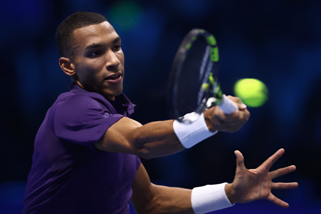 Jannik Sinner Extends 27-Match Indoor Winning Streak with Dominant ATP Finals Victory Over Auger-Aliassime