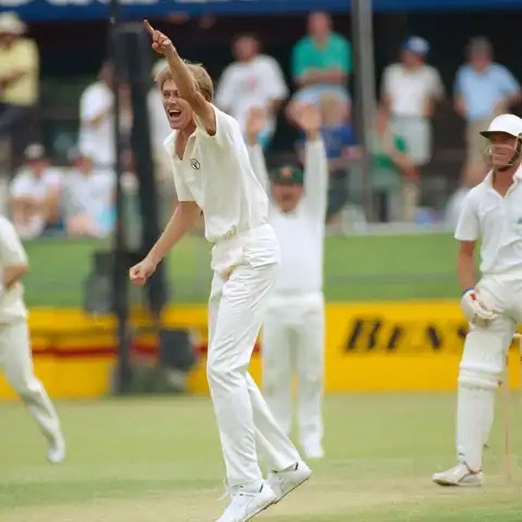 Top 10 Tallest Cricketer In The World You Must Know in 2025