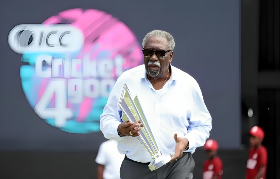 Top 10 Greatest Left Handed Batsmen in Cricket History