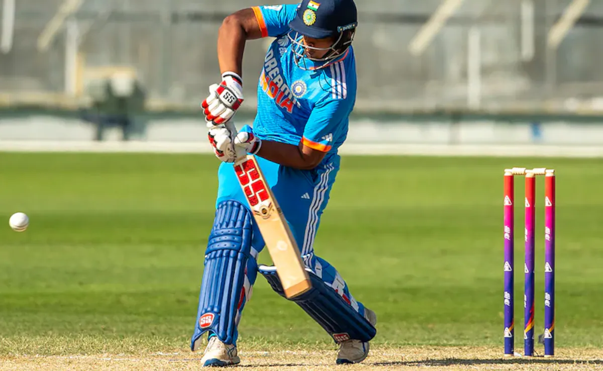 Vaibhav Sooryavanshi Breaks Youth ODI World Record With 14 Sixes in U19 Asia Cup— A Historic Knock That Redefines Power-Hitting 3 Vaibhav Sooryavanshi Breaks Youth ODI World Record With 14 Sixes in U19 Asia Cup— A Historic Knock That Redefines Power-Hitting