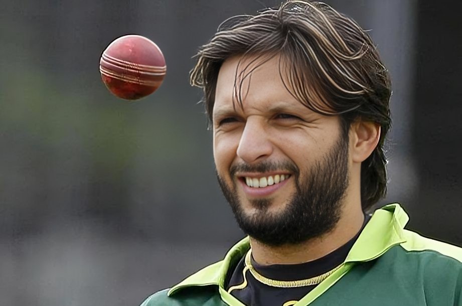 Top 10 Most Aggressive Players in Cricket History