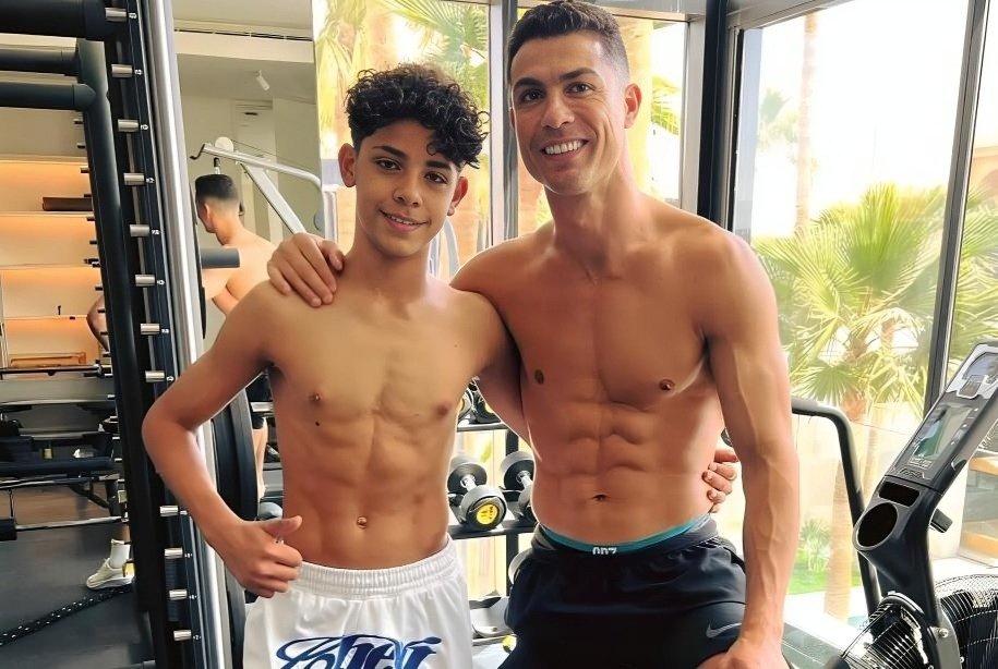 Top 10 Most Attractive Footballers of All Time 12 Top 10 Most Attractive Footballers of All Time