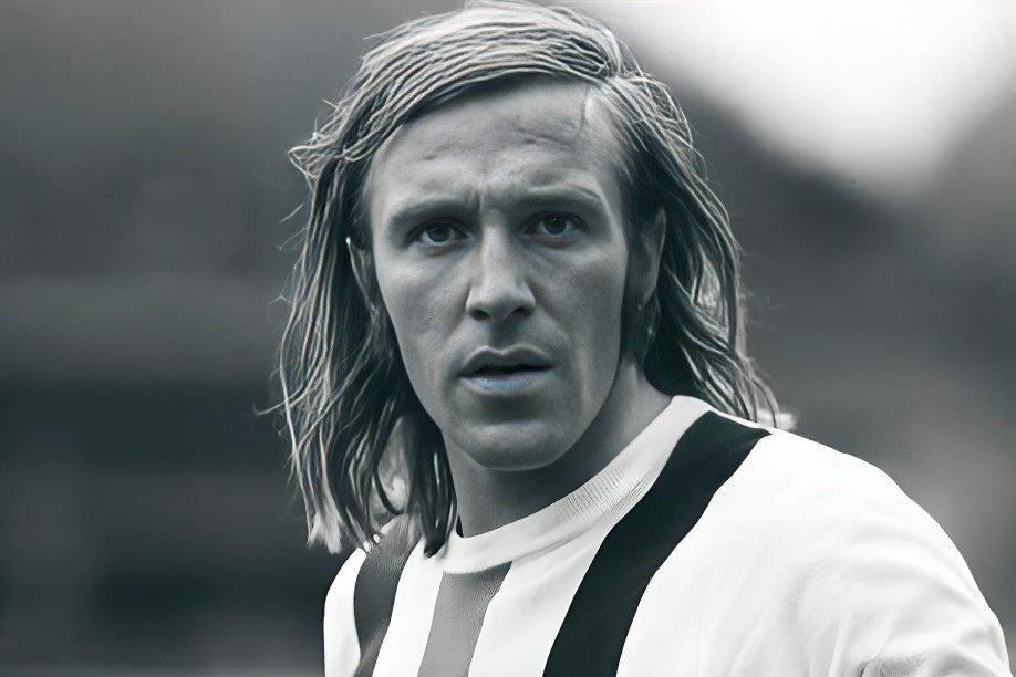 Top 10 Most Underrated Football Players in History