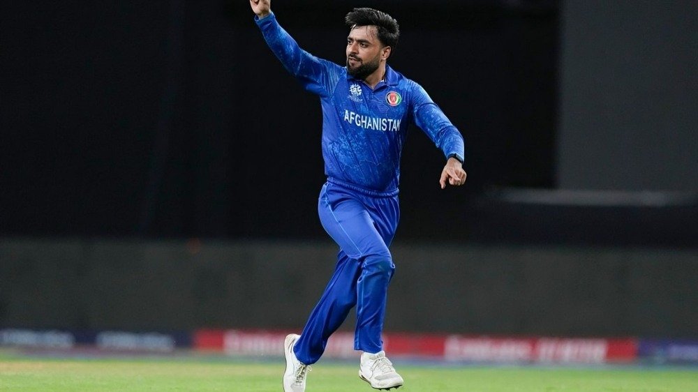 Top 5 Best Bowlings Figures in ODIs History