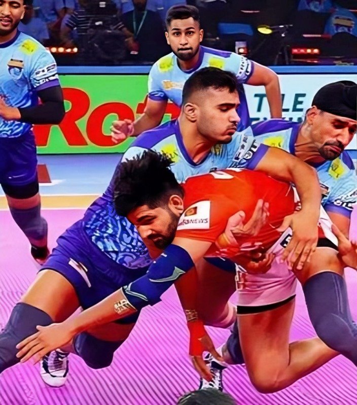Top 10 Record-Breaking Moments from Pro Kabaddi Season 10 5 Top 10 Record-Breaking Moments from Pro Kabaddi Season 10
