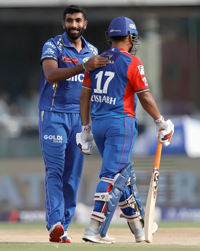 Top 5 Bowlers with Most Dismissals Against a Single Batter in IPL History