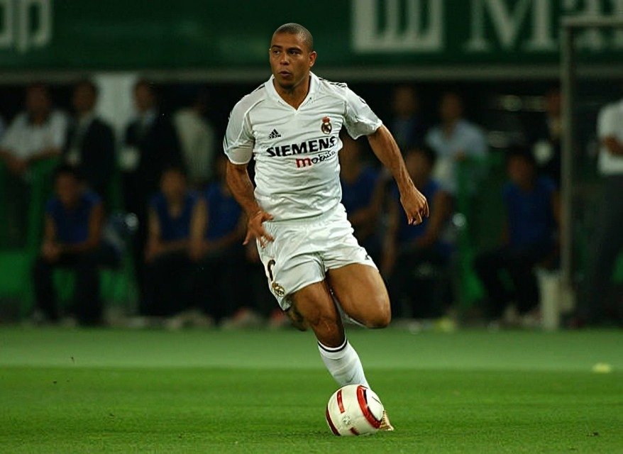 Ranking the Top 10 Men’s Soccer Players of the 21st Century 11 Ranking the Top 10 Men’s Soccer Players of the 21st Century