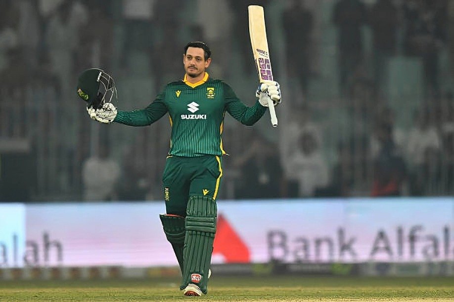 Top 10 Players With Most Runs in a Series by WicketKeeper in ODIs 4 Top 10 Players With Most Runs in a Series by WicketKeeper in ODIs