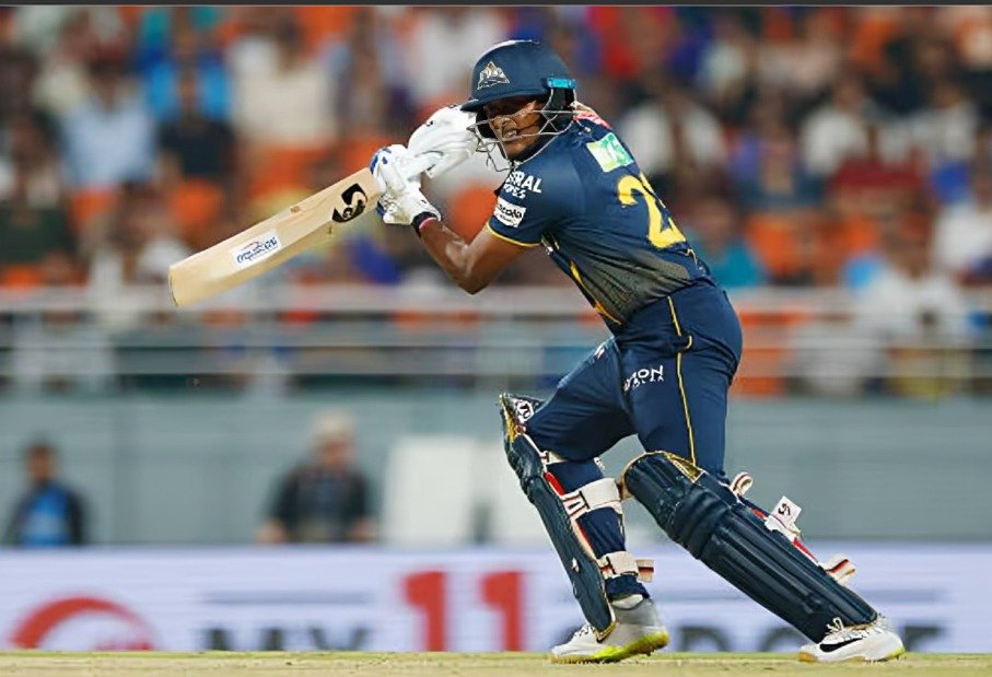 Top 10 Orange Cap Holder For IPL 2026