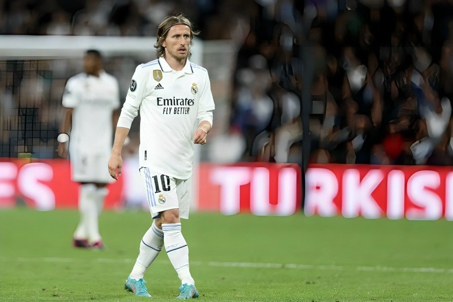 Ranking the Top 10 Men’s Soccer Players of the 21st Century 7 Ranking the Top 10 Men’s Soccer Players of the 21st Century