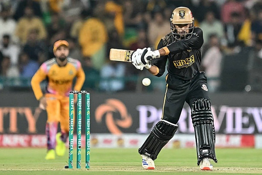 Top 10 Players With The Most Runs in PSL 7 Top 10 Players With The Most Runs in PSL
