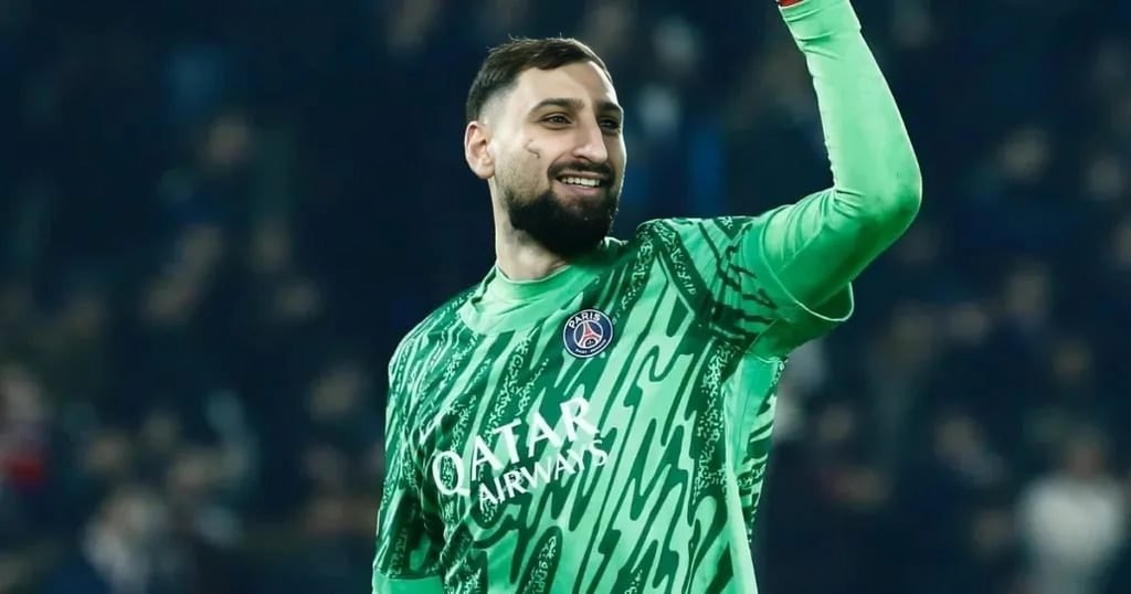 Best Goalkeeper in the World: Top 10 Goalkeepers in 2026 - Sports Samrath